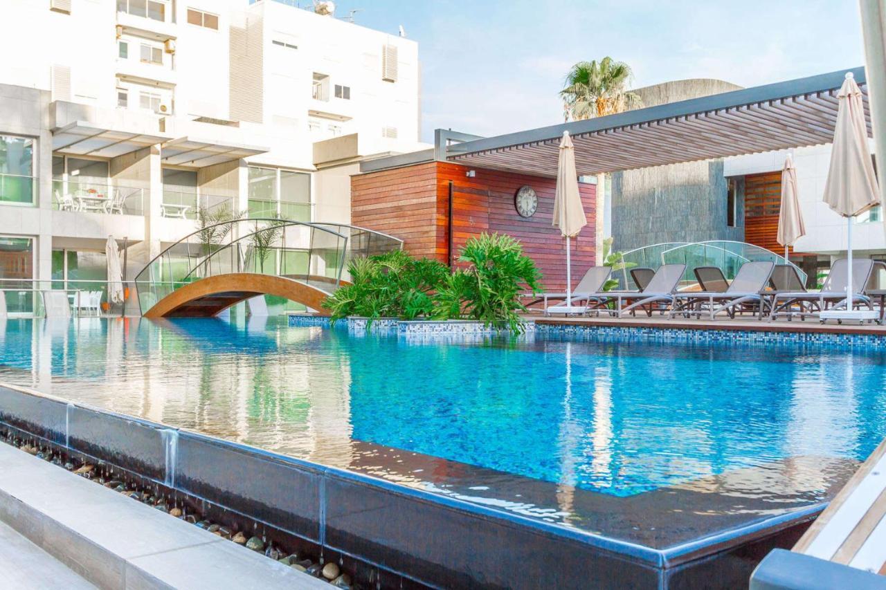 Opera Exclusive Apts By Trulycyprus Limassol Ngoại thất bức ảnh