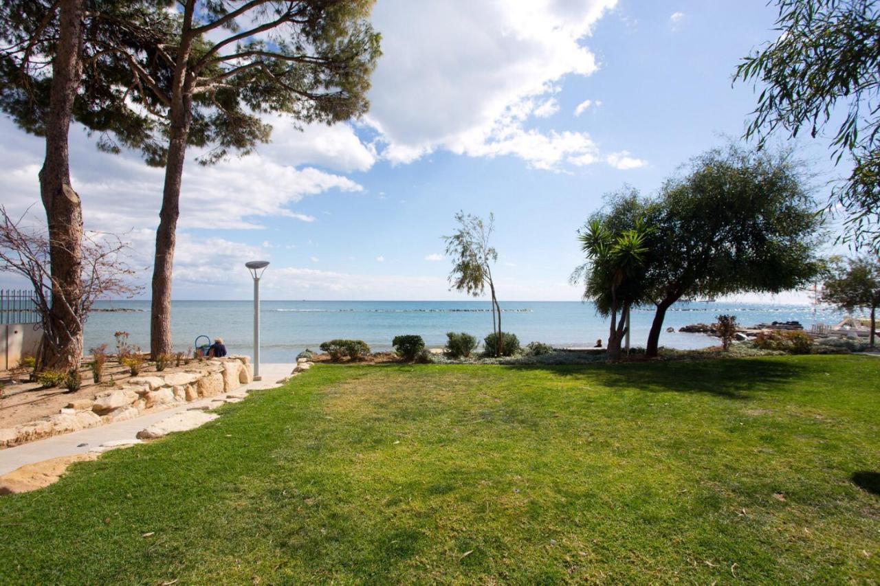 Opera Exclusive Apts By Trulycyprus Limassol Ngoại thất bức ảnh