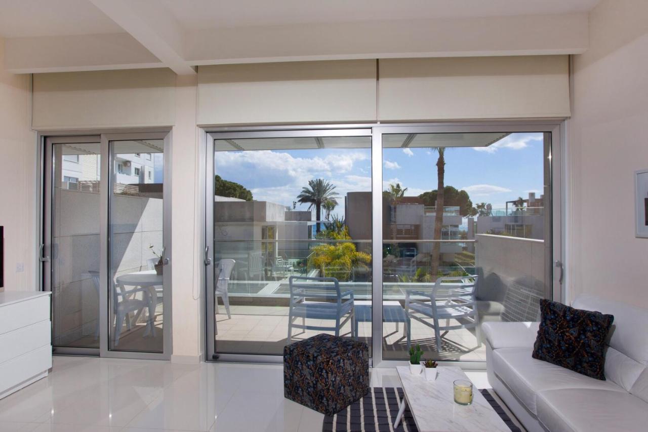 Opera Exclusive Apts By Trulycyprus Limassol Ngoại thất bức ảnh